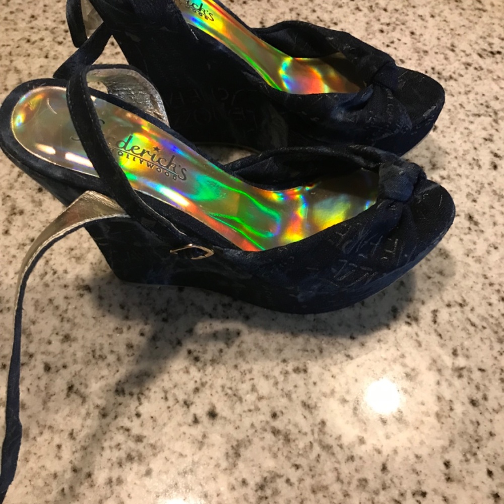Shoes - Picture 3 of 10